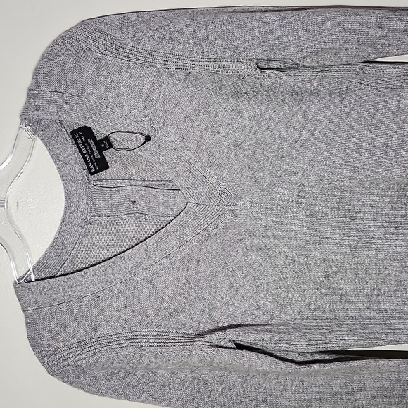 Banana Republic Filpucci Button Back V-Neck Sweater Merino Wool Cashmere Blend - Picture 2 of 8